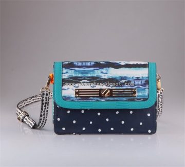 Latest Shoulder Bags